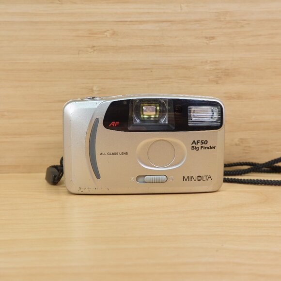 Minolta AF50 Big Finder Point and Shoot 35mm Film Camera - Picture 1 of 8